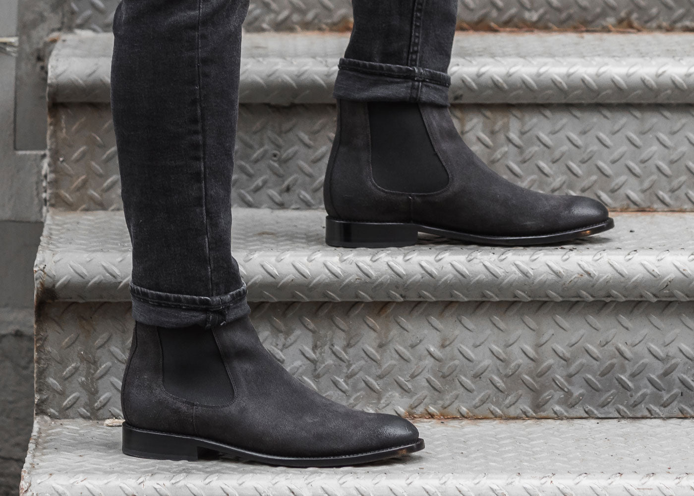 Bester Chelsea-Boot für Herren: Thursday Boots Grey Suede Cavalier