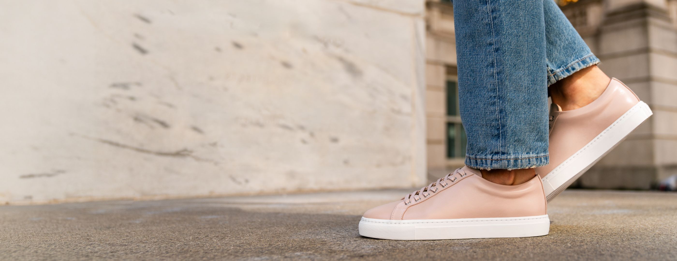 Premier Low Top