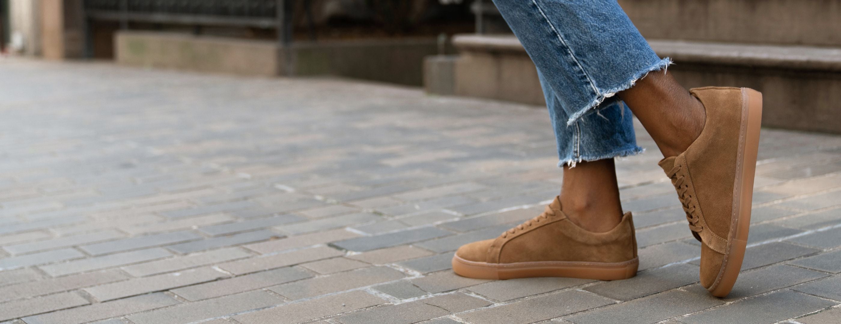 Premier Low-Top